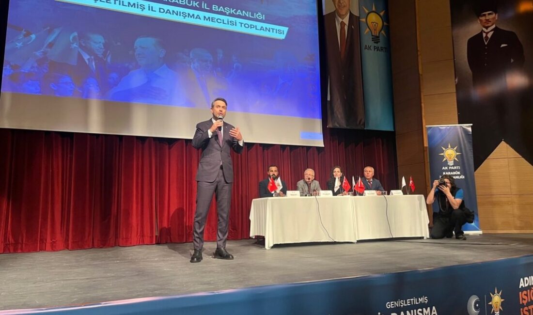 Enerji ve Tabii Kaynaklar Bakanı Alparslan Bayraktar  Karabük’e geldi.  Bakan