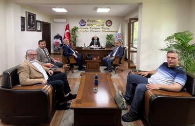 Saadet Partisi Karabük İl Başkanı Aziz Gündoğdu  ve beraberindeki heyet,